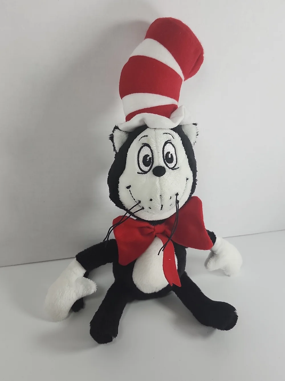 Universal Studios Dr. Seuss Cat In The Hat Plush